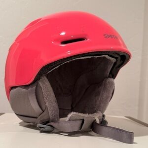 SMITH Bright Pink Kids Ski Helmet